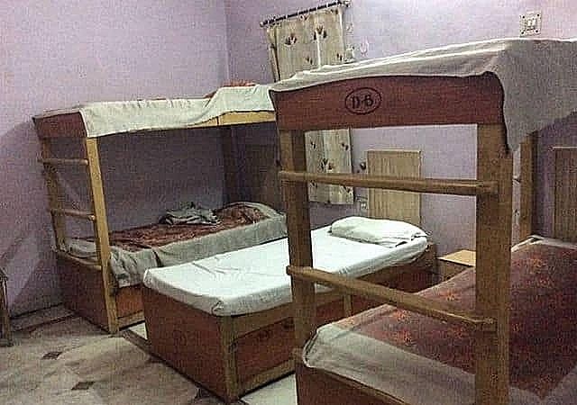 four_bedded room